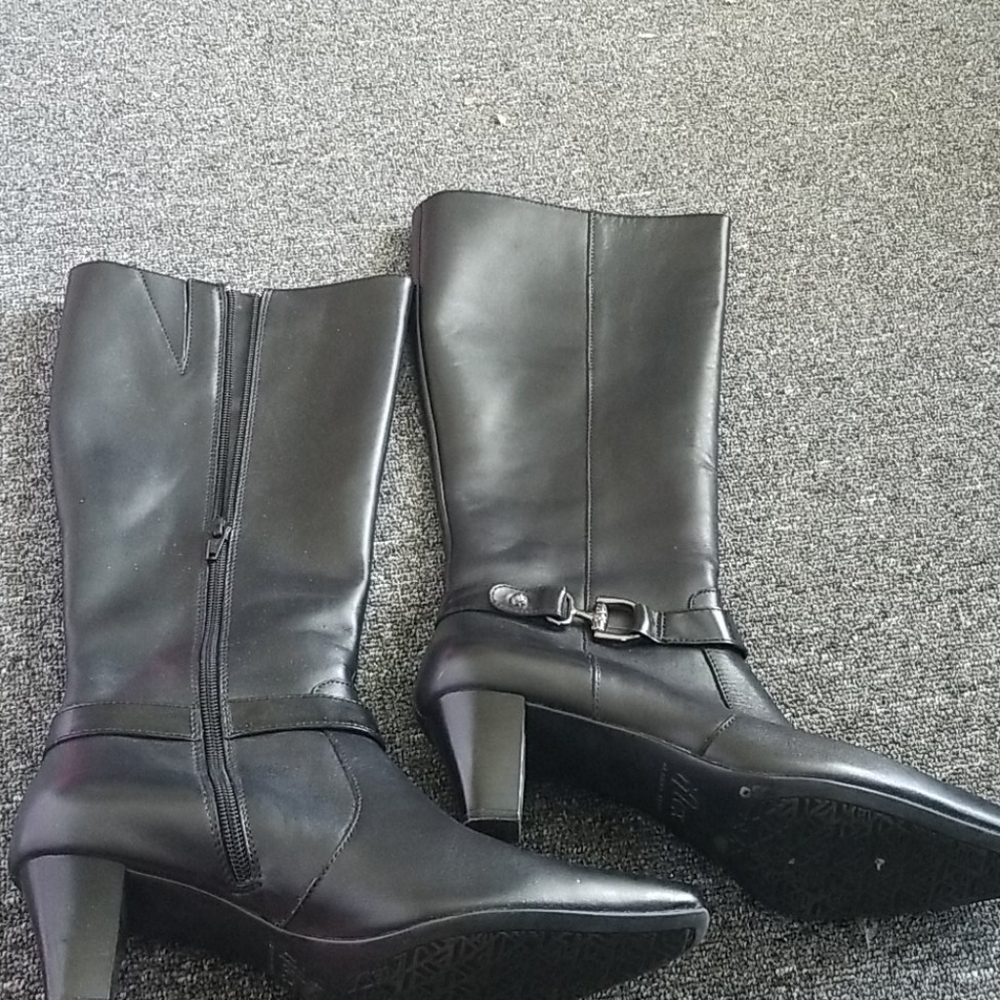 Black boots ak gauge